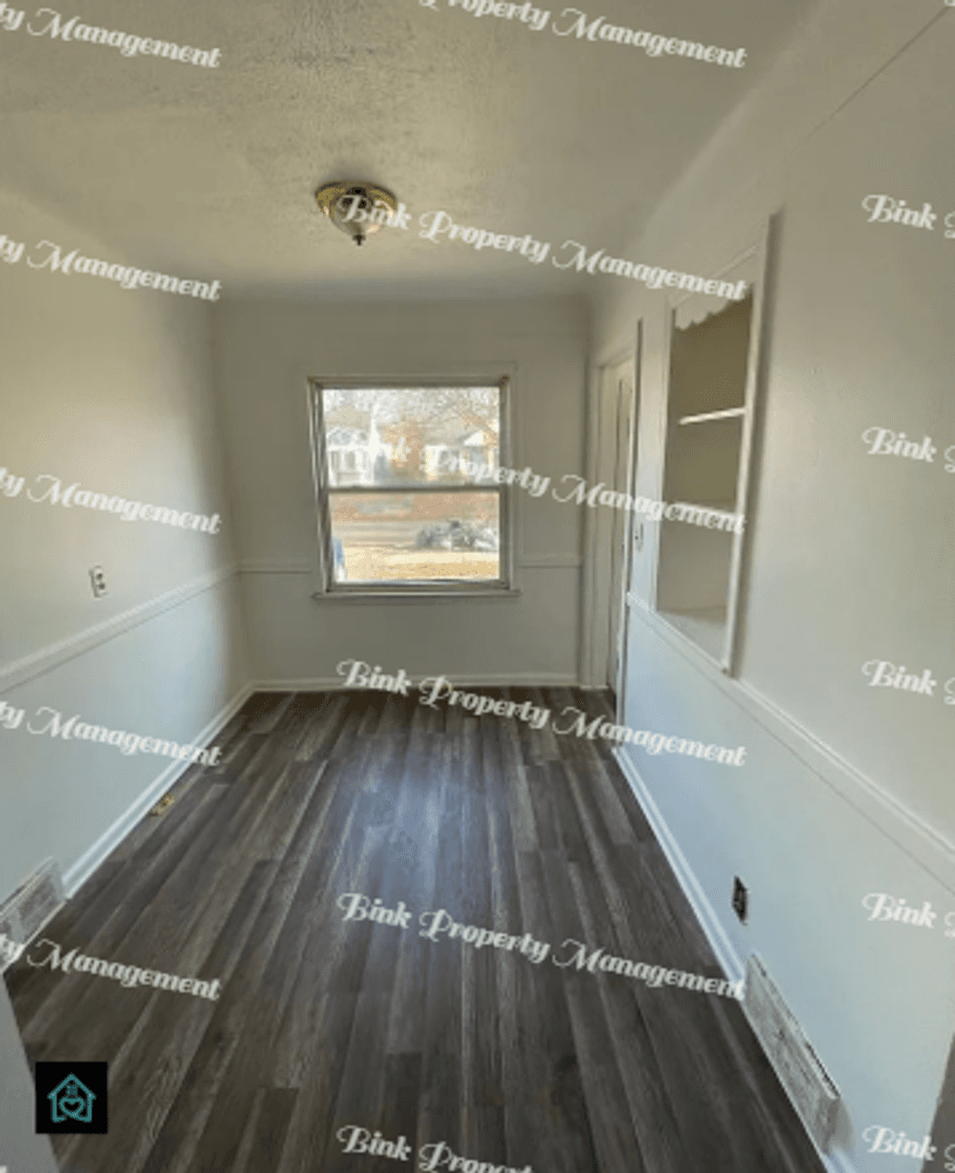 Detroit House: 20277 Ferguson St