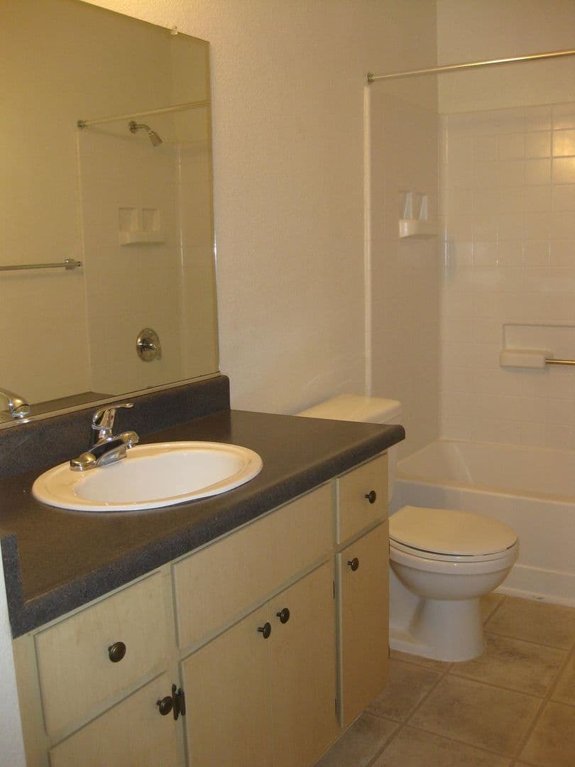 El Dorado Hills Apartment: 1026 Olson Lane