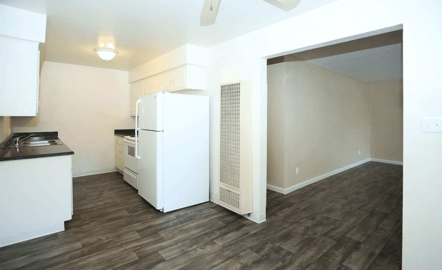 Carmichael Apartment: 5844 Garden Park Court