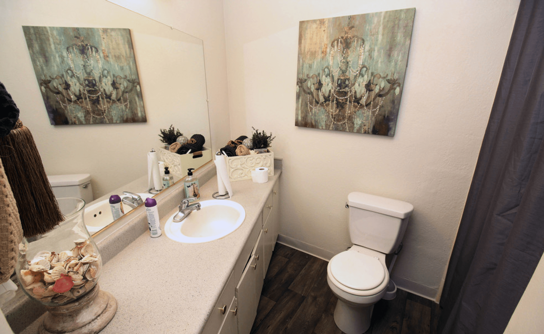 Carmichael Apartment: 5844 Garden Park Court