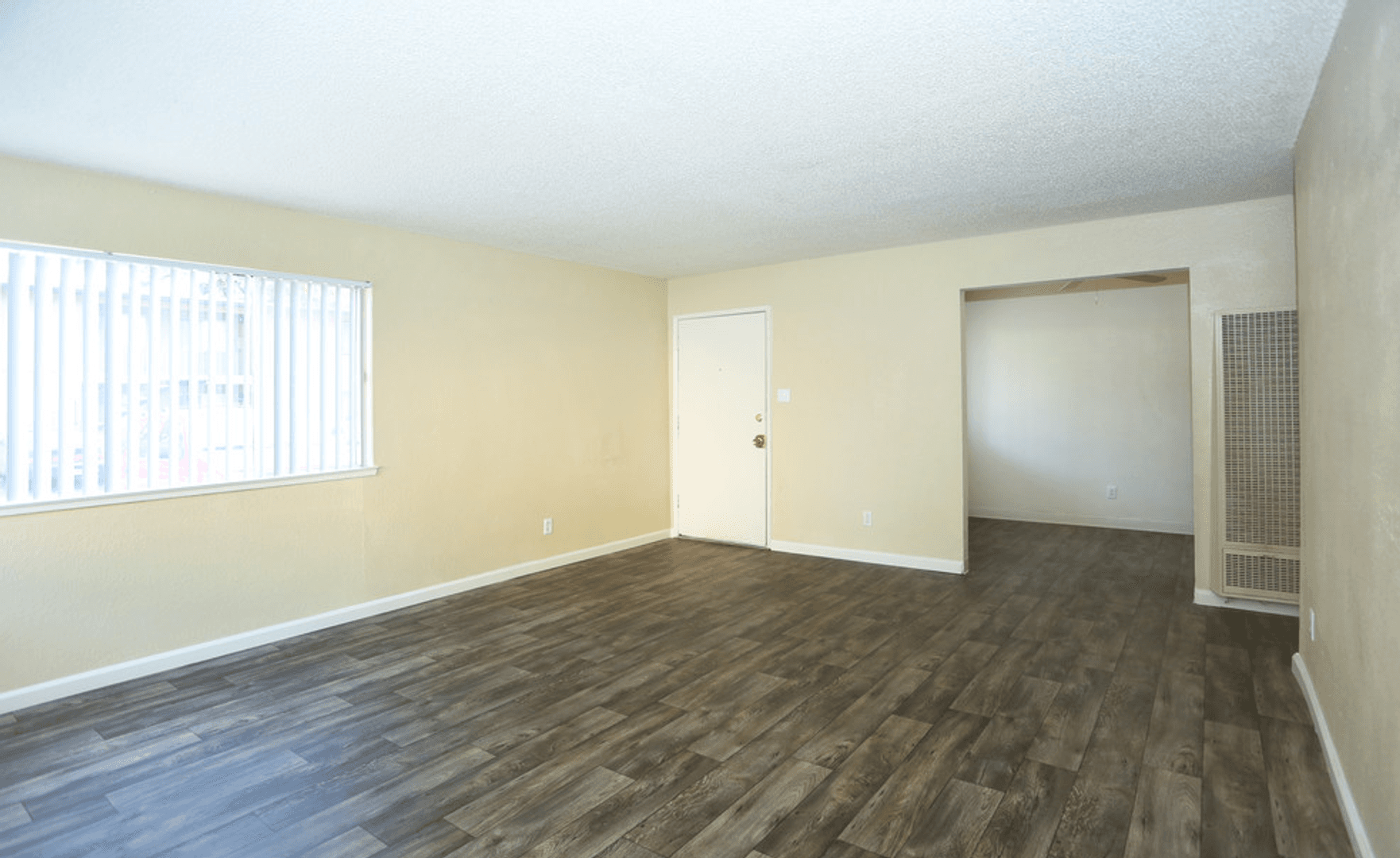 Carmichael Apartment: 5844 Garden Park Court