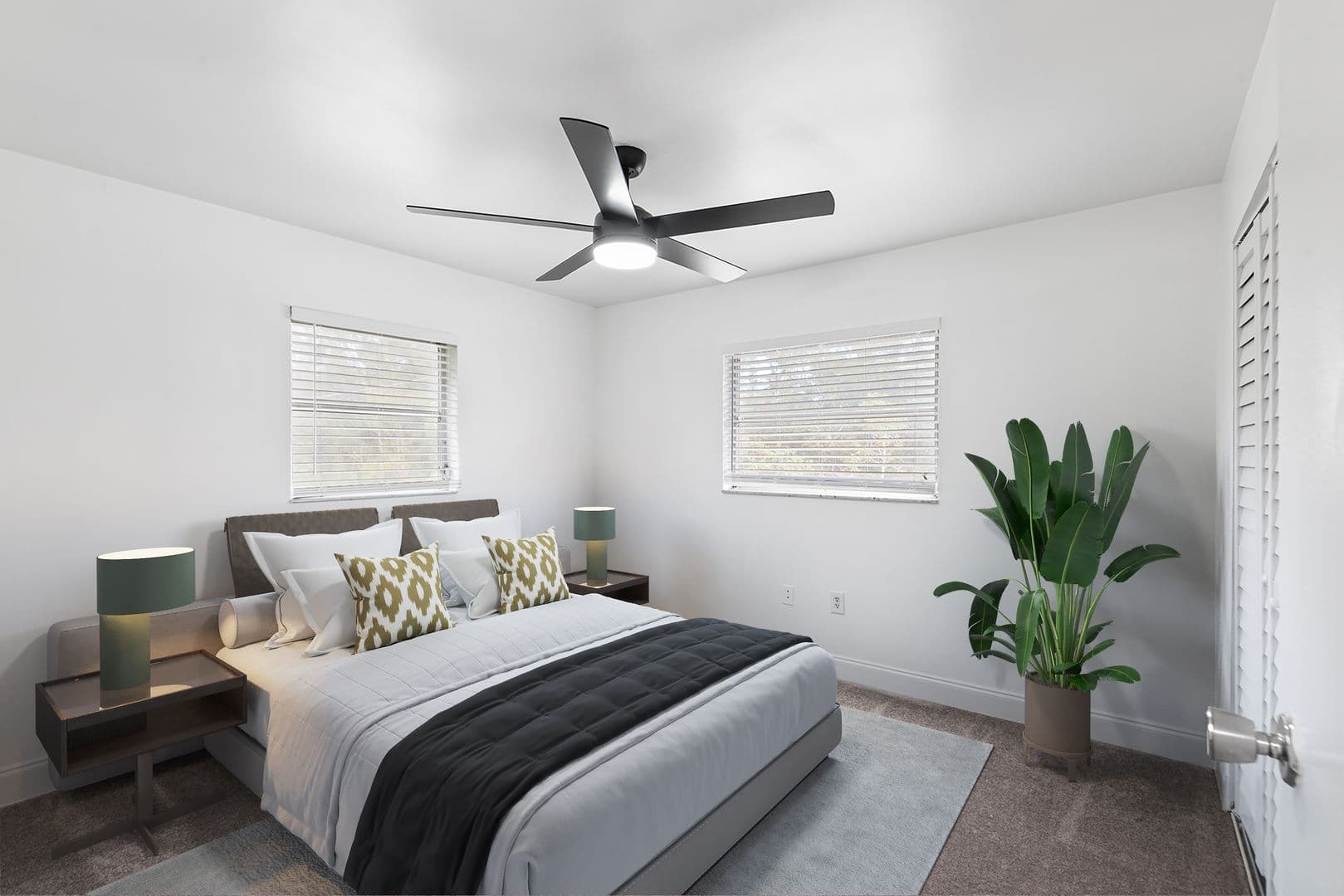 Saint Petersburg Apartment: 6262 Emerson Ave S.