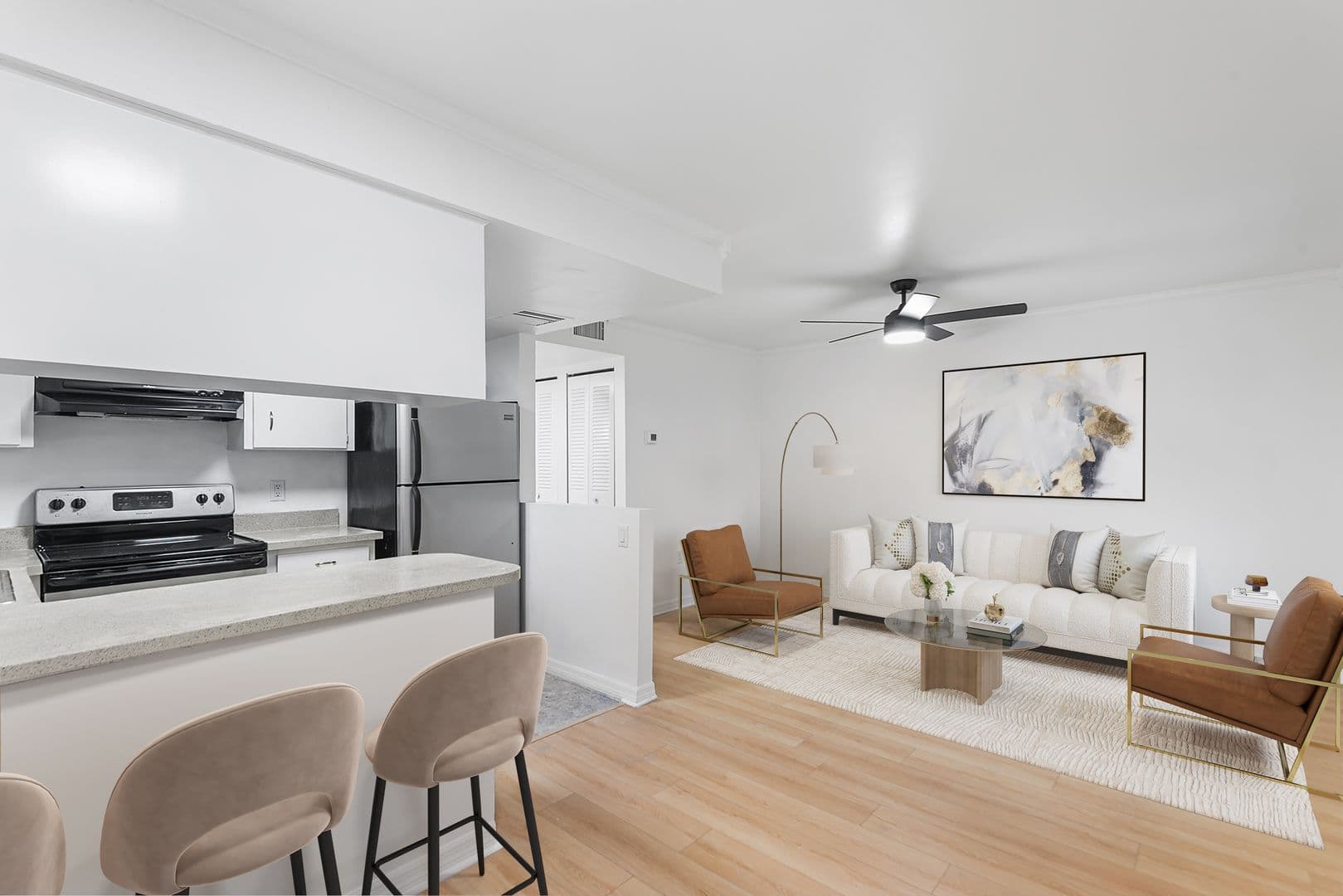 Saint Petersburg Apartment: 6262 Emerson Ave S.
