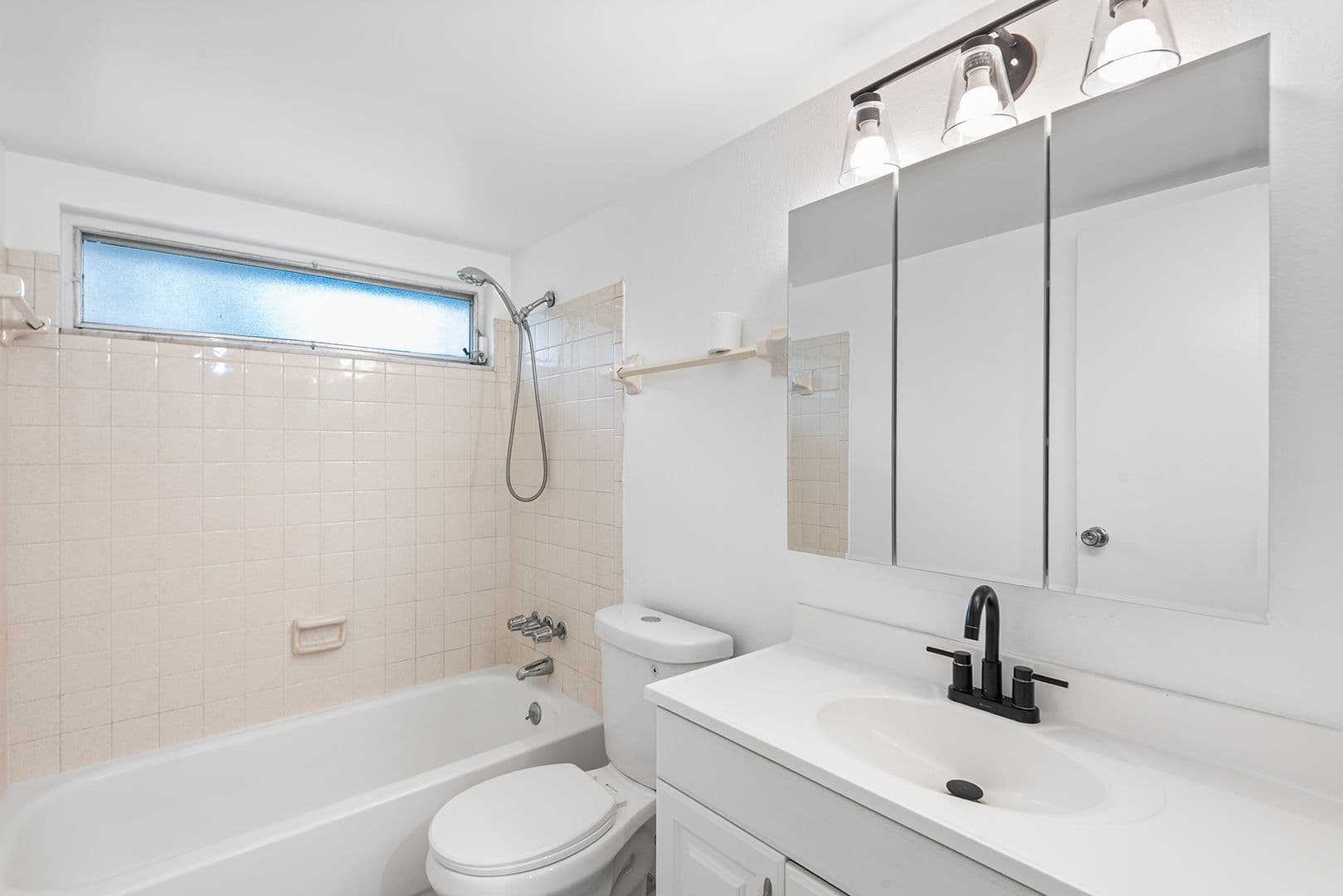 Saint Petersburg Apartment: 6262 Emerson Ave S.