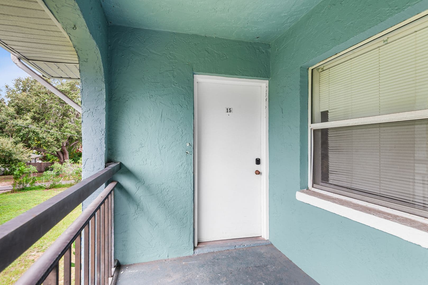 Saint Petersburg Apartment: 6262 Emerson Ave S.