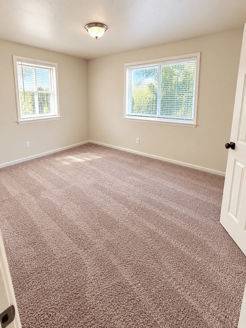 Washington Apartment: 1900 16th Street SE