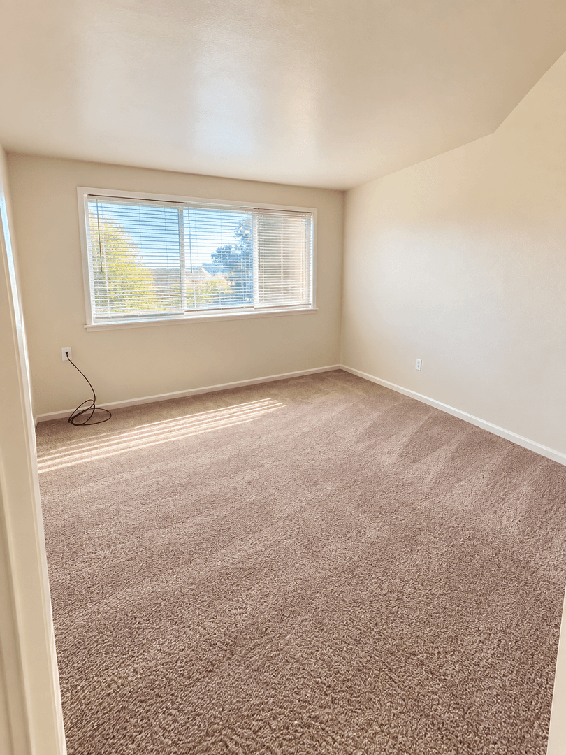 Washington Apartment: 1900 16th Street SE