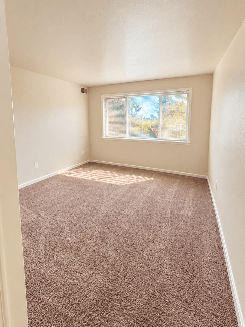 Washington Apartment: 1900 16th Street SE