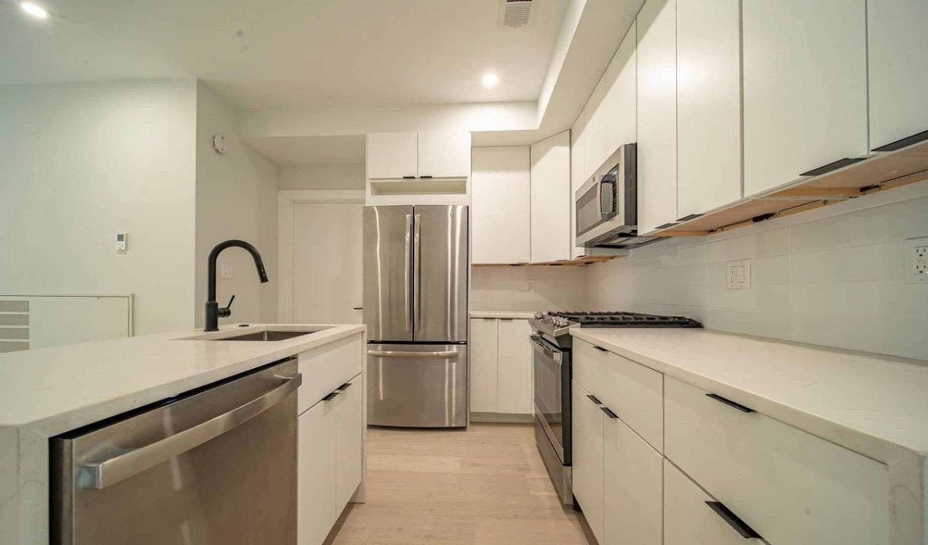 Washington Apartment: 1117 24th Street