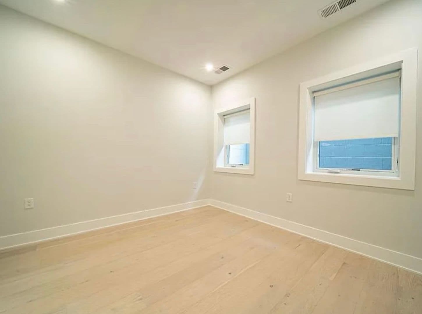 Washington Apartment: 1117 24th Street