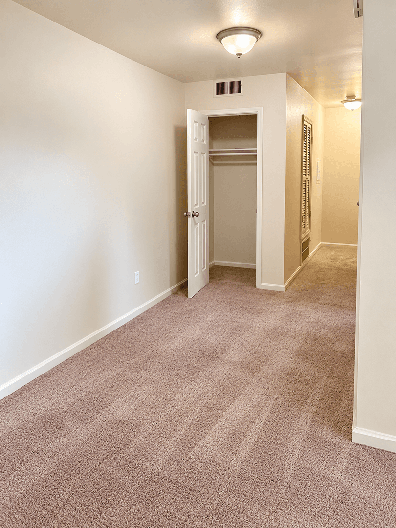 Washington Apartment: 1900 16th Street SE