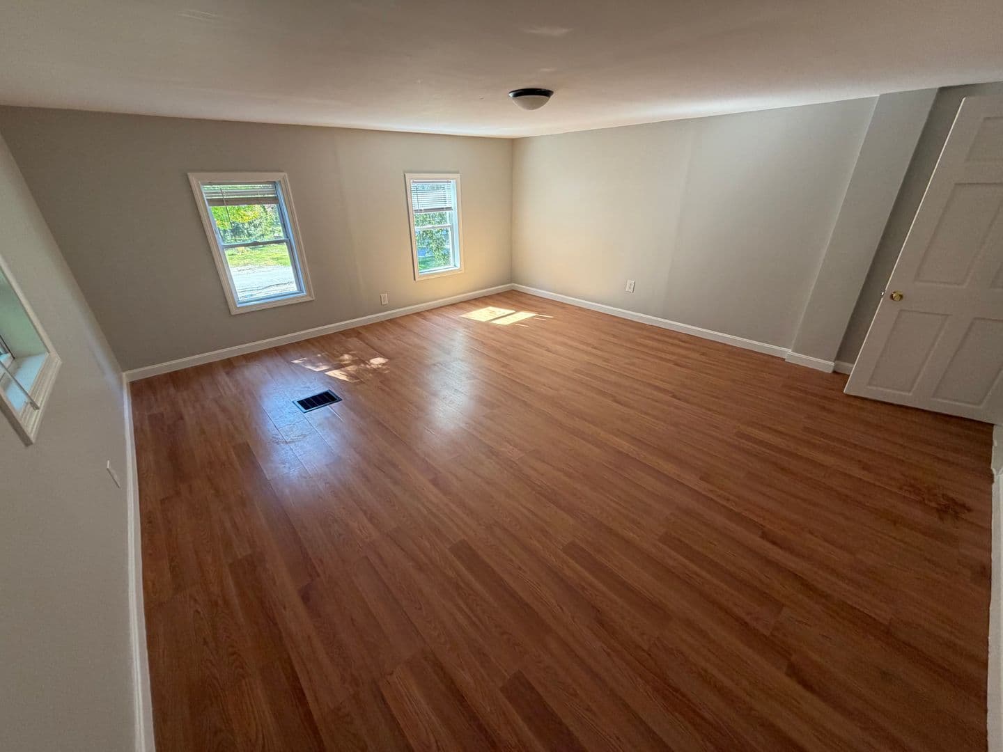 Waldoboro Apartment: 33 Medomak Terrace