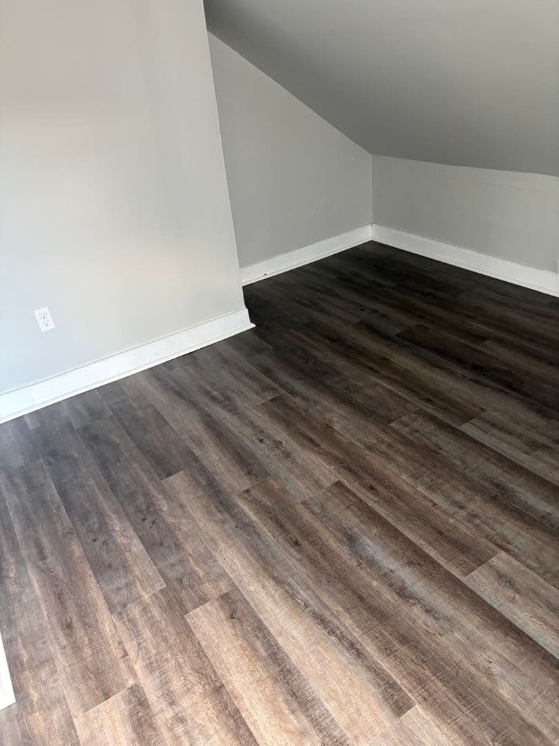 Rockland Apartment: 26 State St. - 03
