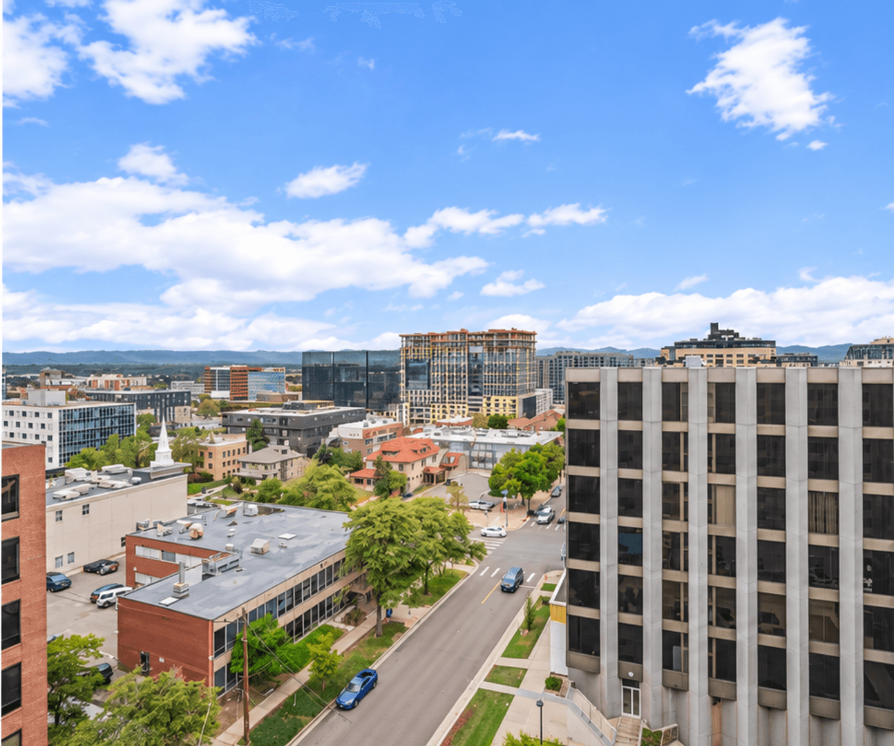 Denver Condo: 909 Logan St