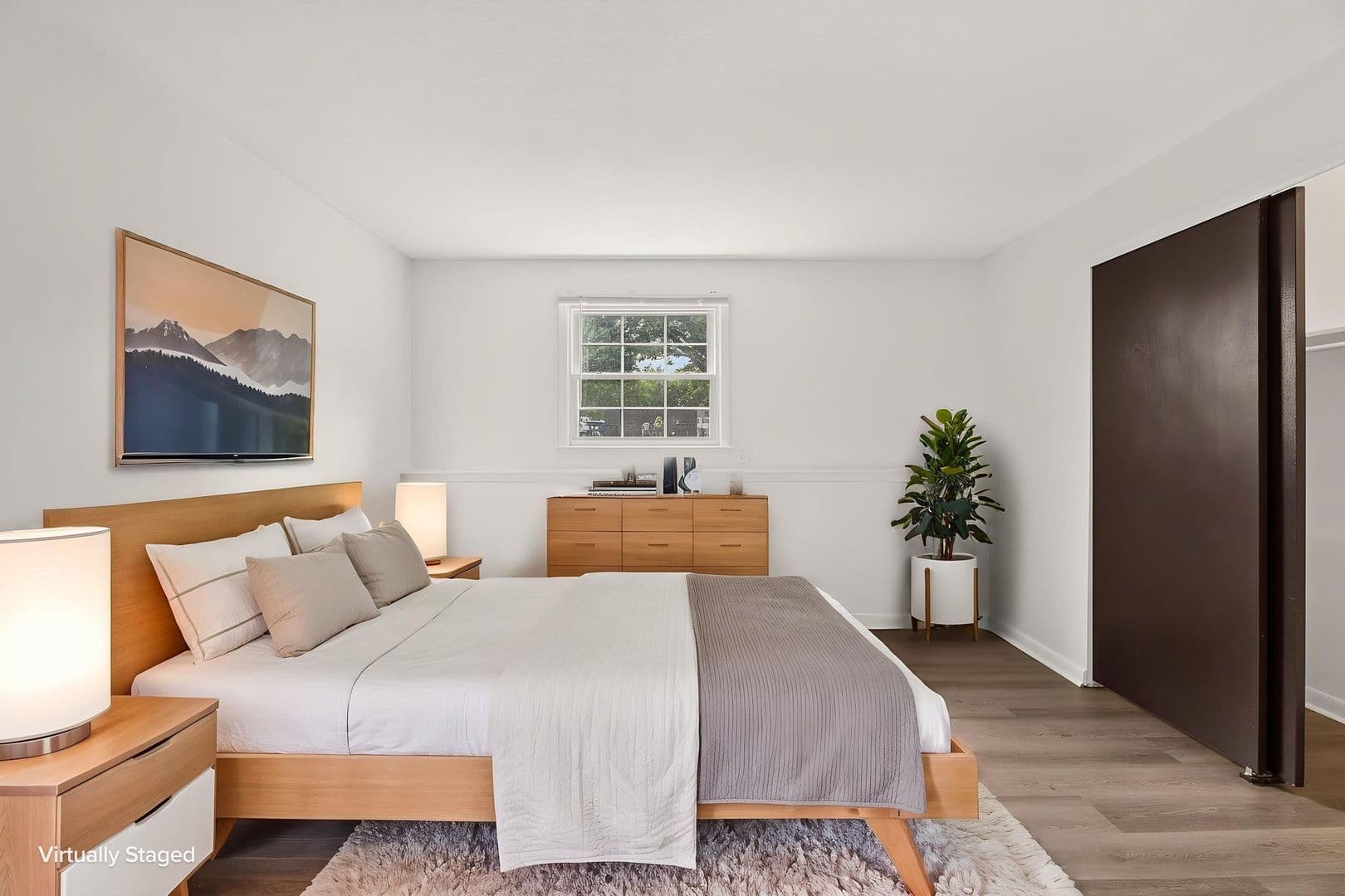 Lockport Apartment: 499 Davison Road