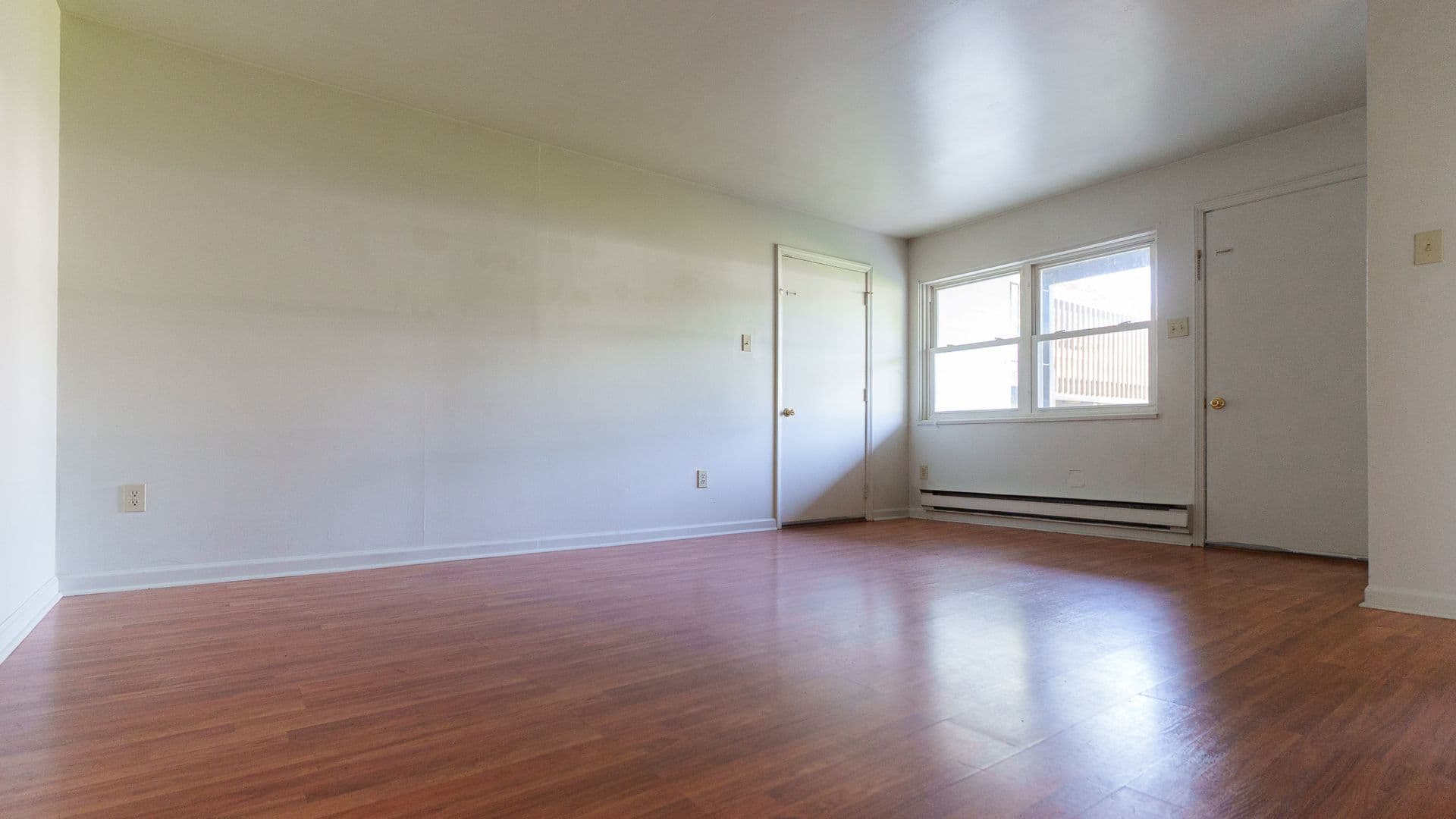 Clarksburg Apartment: 1 Stoneybrook Road