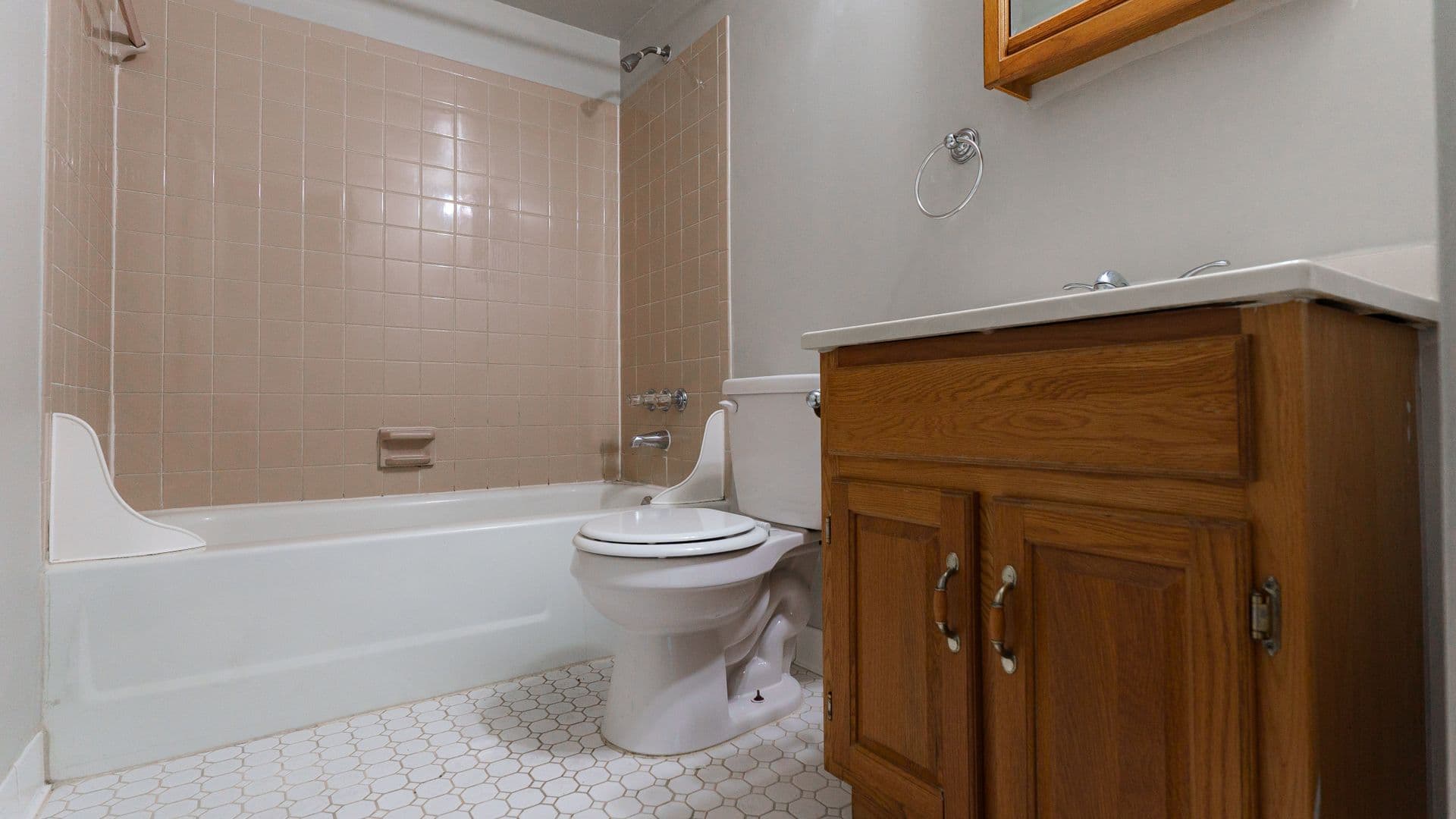 Clarksburg Apartment: 1 Stoneybrook Road