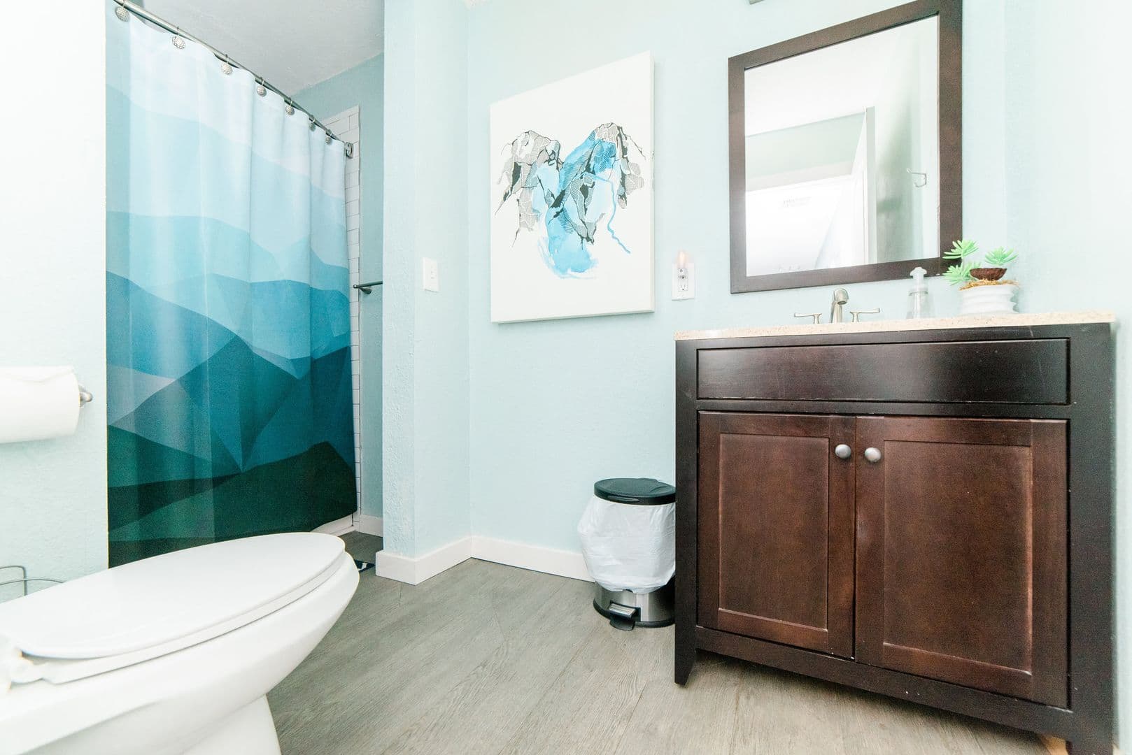 Pittsburgh Apartment: 700 Mansfield Ave