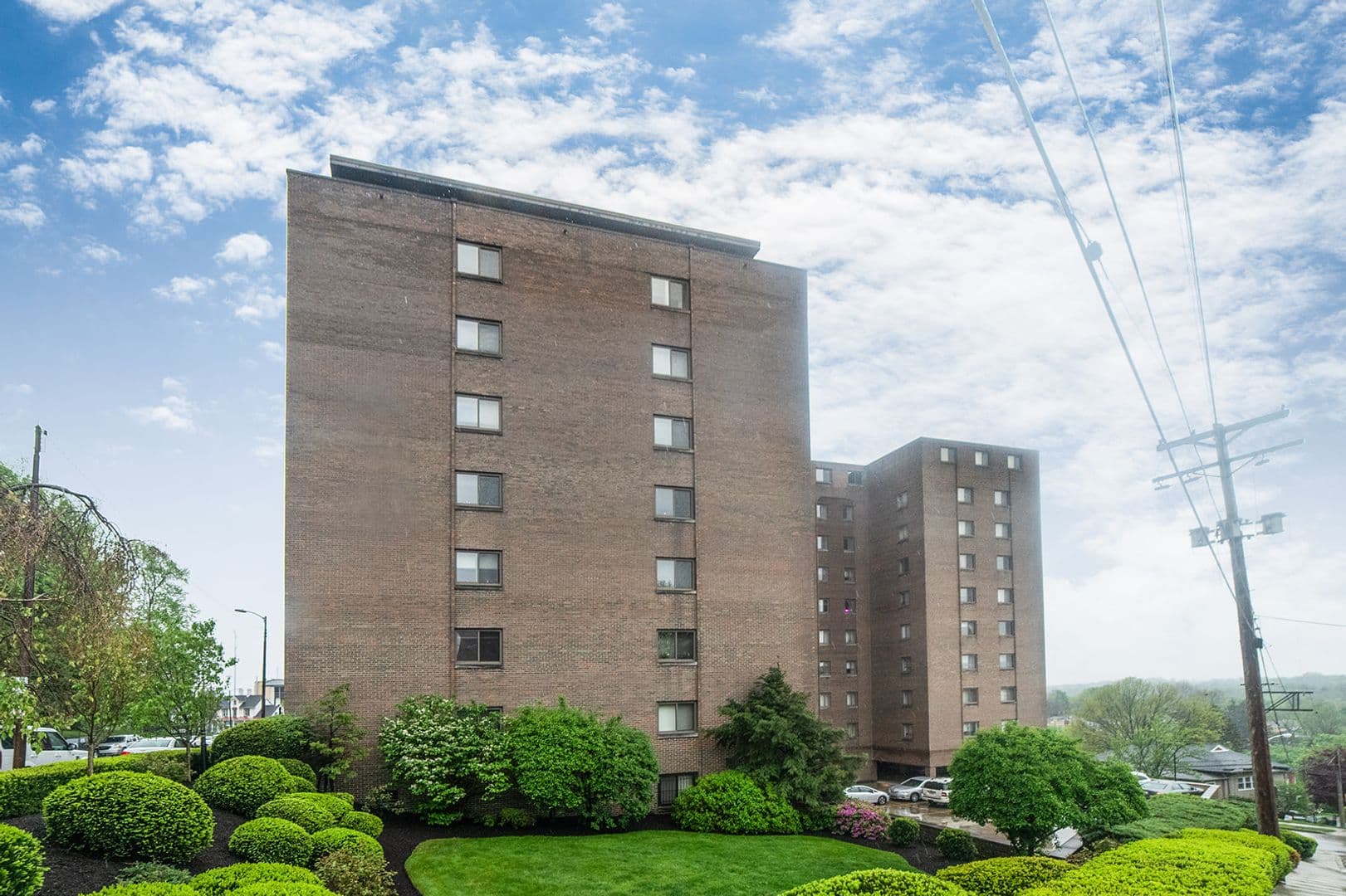 Pittsburgh Apartment: 460 Washington Road
