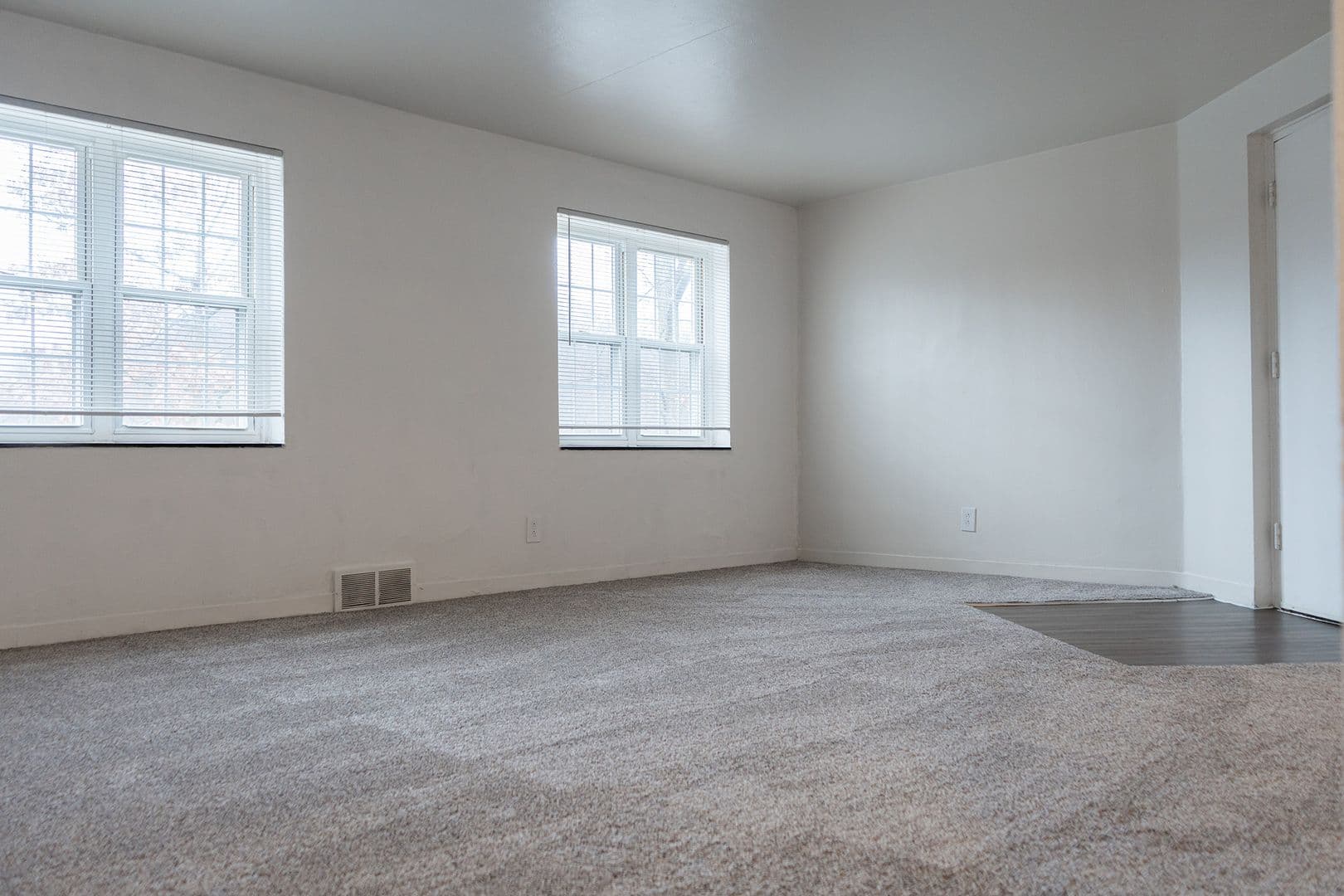 Pittsburgh Apartment: 100-175 Hilands Pl