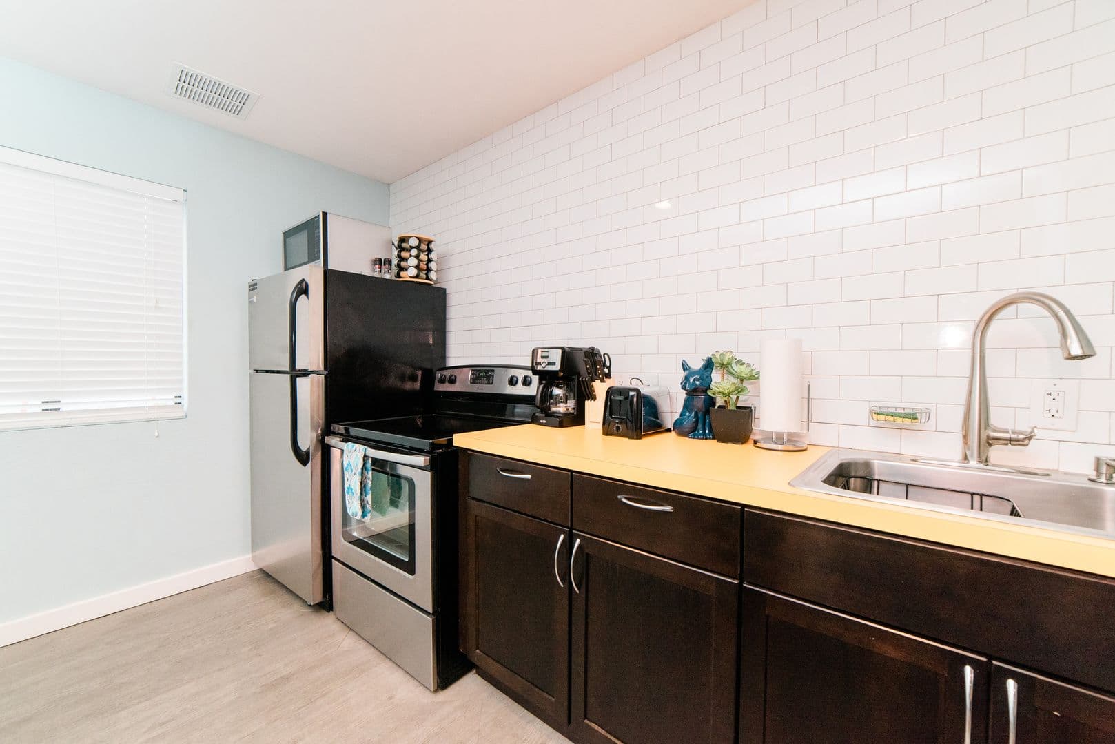 Pittsburgh Apartment: 700 Mansfield Ave