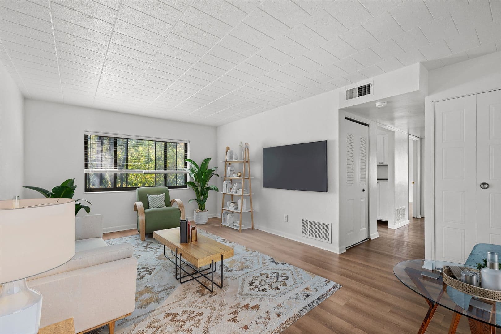 Pittsburgh Apartment: 233-241 Edgewood Ave