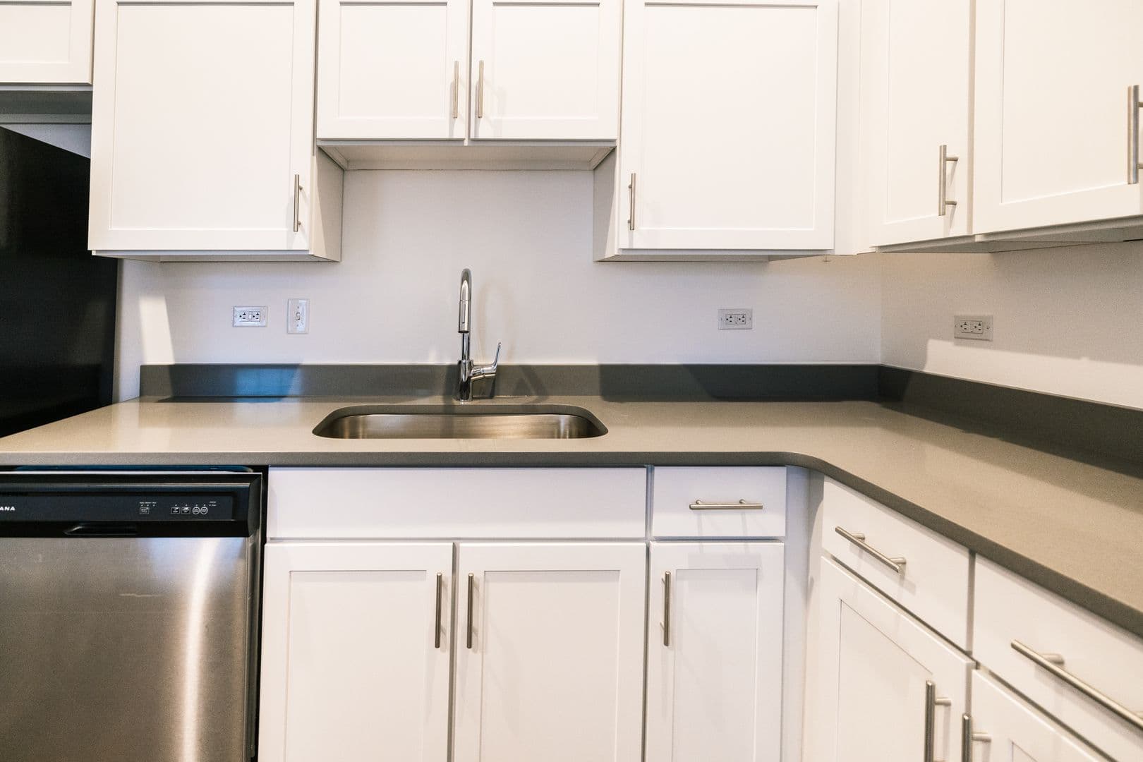 Pittsburgh Apartment: 840 W North Ave.