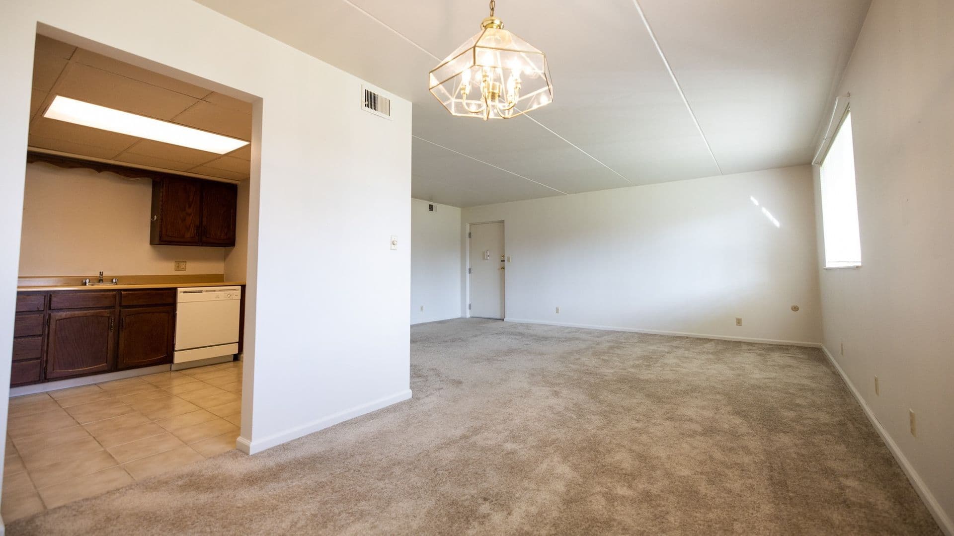 New Kensington Apartment: 300 Craigdell Road