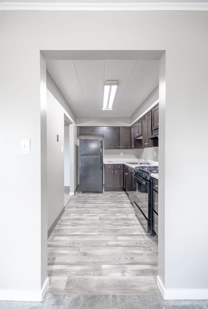 Pittsburgh Apartment: 460 Washington Road