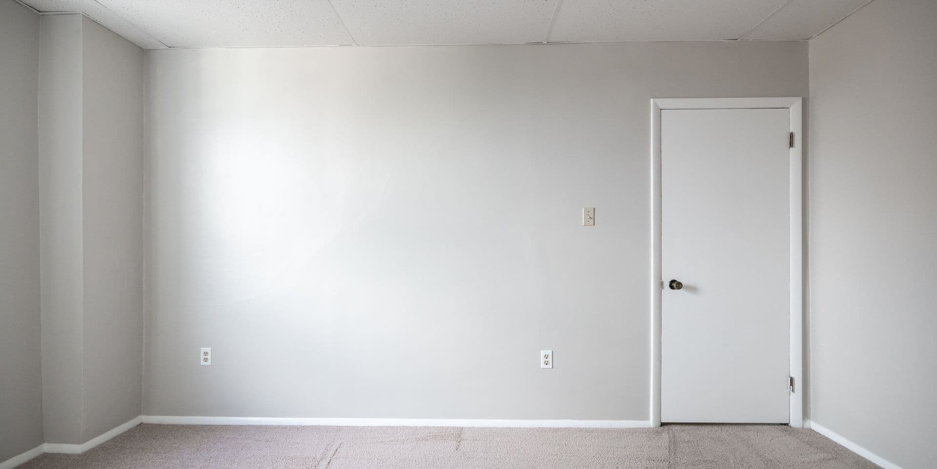 Pittsburgh Apartment: 1500 Fallowfield Ave