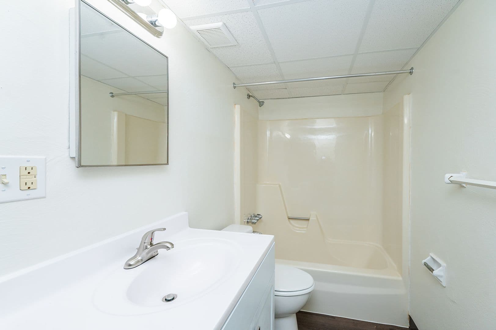 North Versailles Apartment: 151-175 Dix Drive