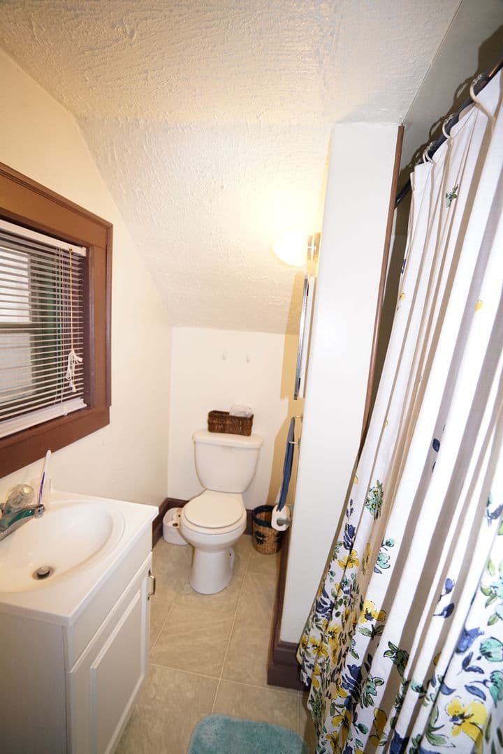 Madison Apartment: 418 W. Main St.