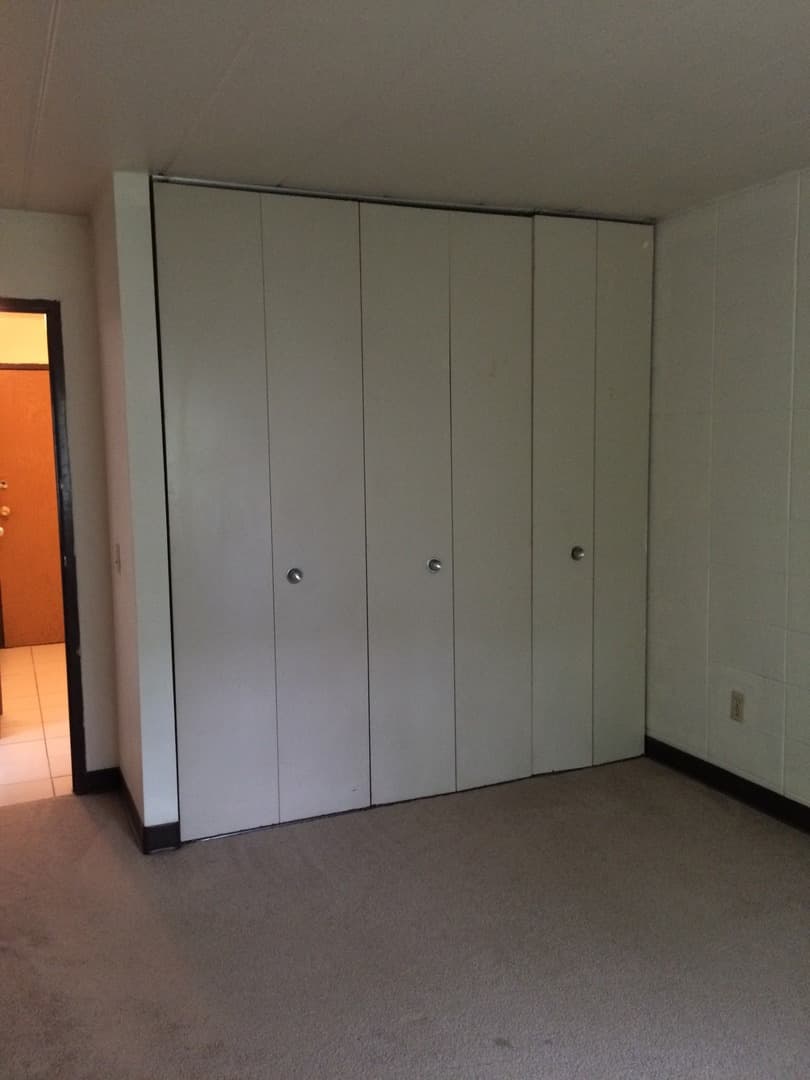 Madison Apartment: 2102 University Ave