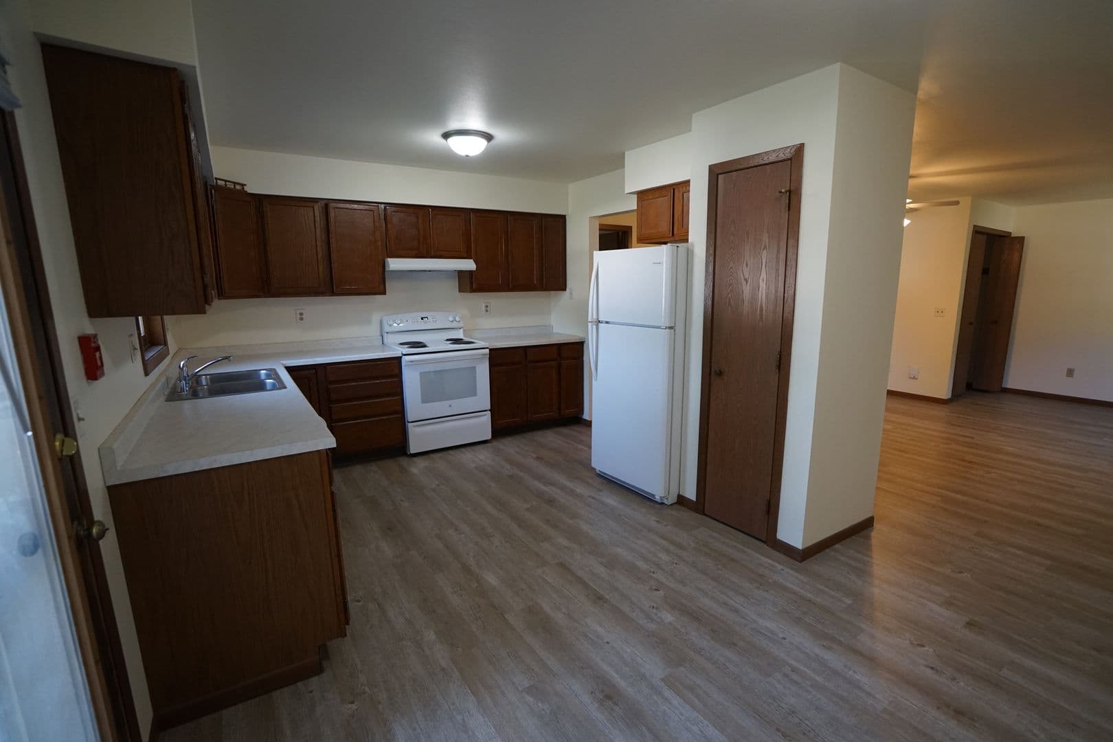 Sauk City Apartment: 1610 Washington Ave.