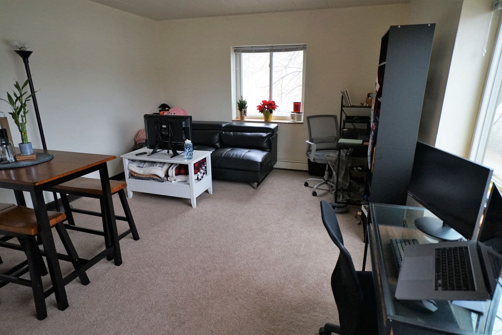 Madison Apartment: 2102 University Ave