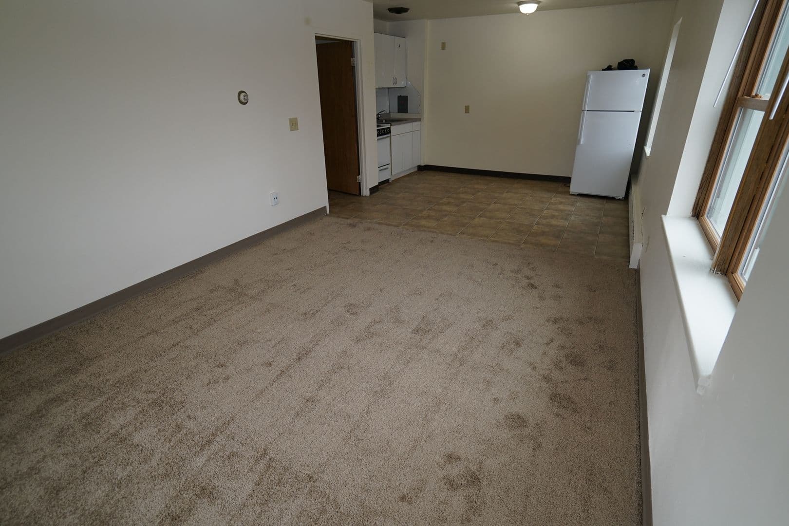 Madison Apartment: 425 Paunack Place