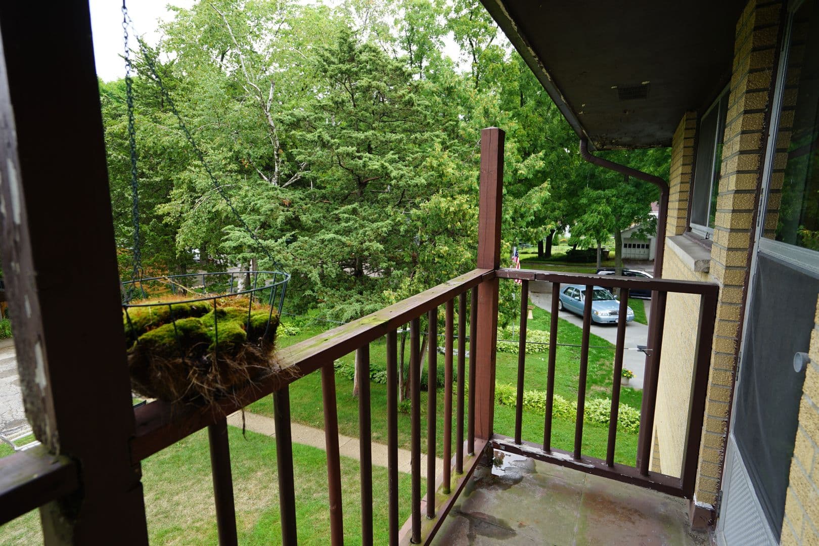 Madison Apartment: 806 W. Olin Ave