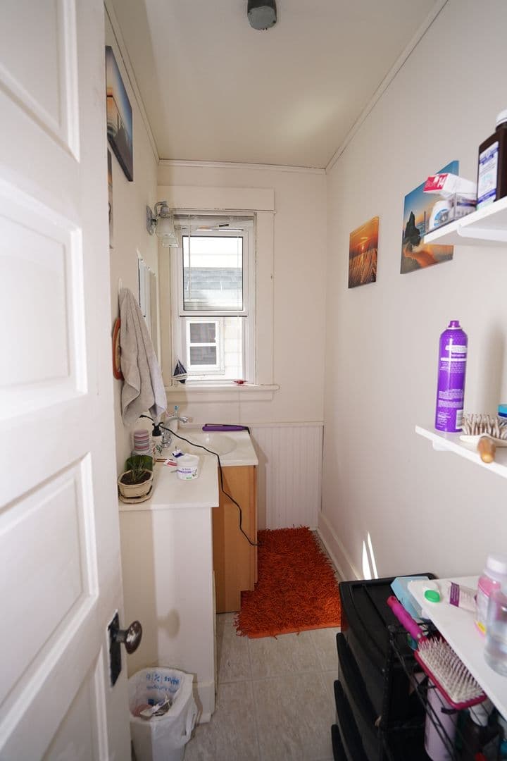 Madison Apartment: 345-347 W. Doty St.