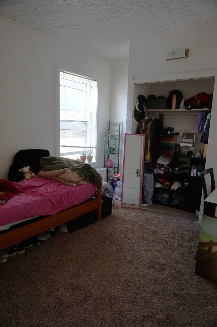 Madison Apartment: 17 S. Hancock St.
