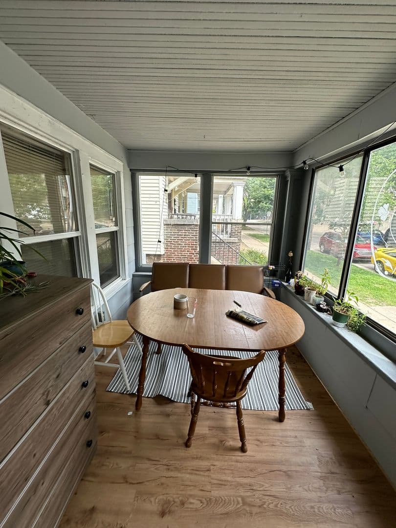Madison Apartment: 116 N. Orchard St
