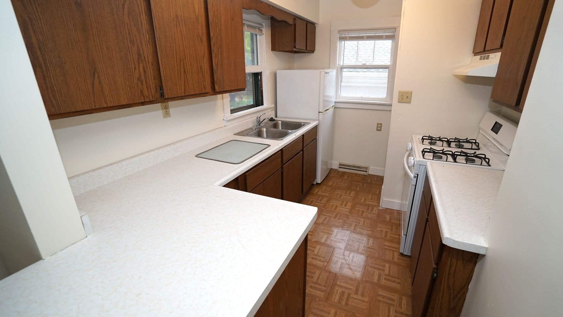 Madison Apartment: 511 S Brooks St.
