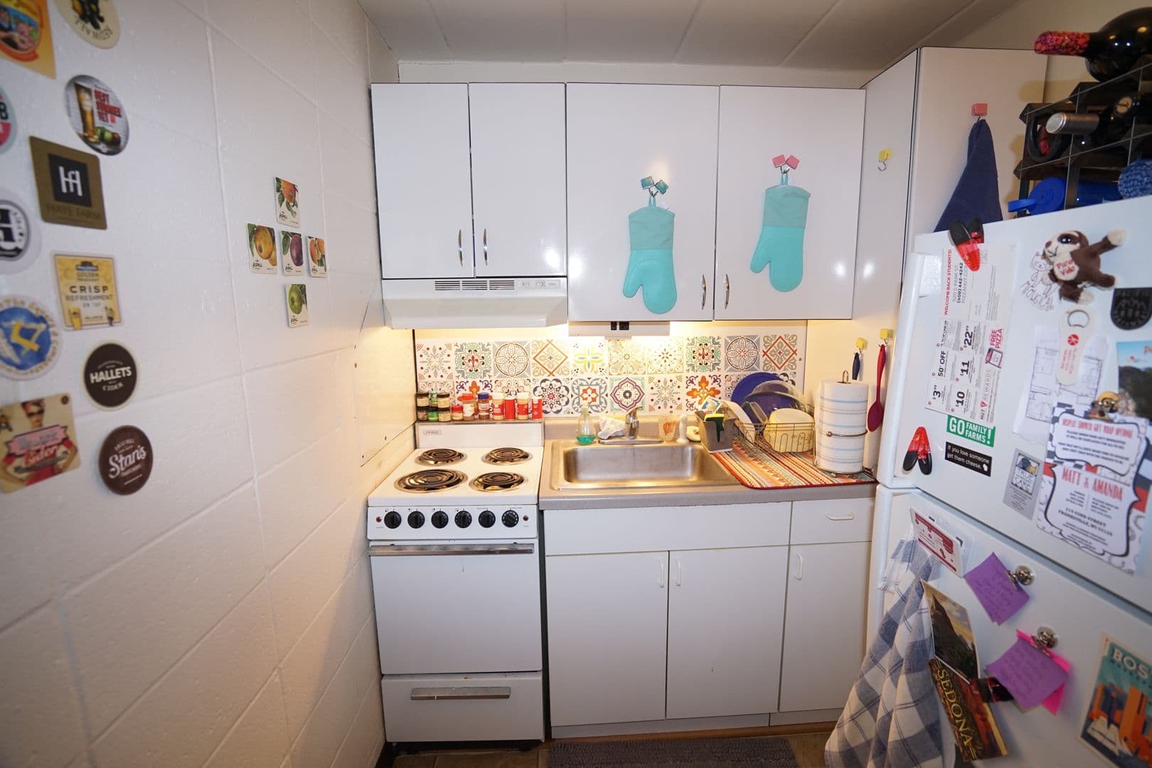 Madison Apartment: 2102 University Ave