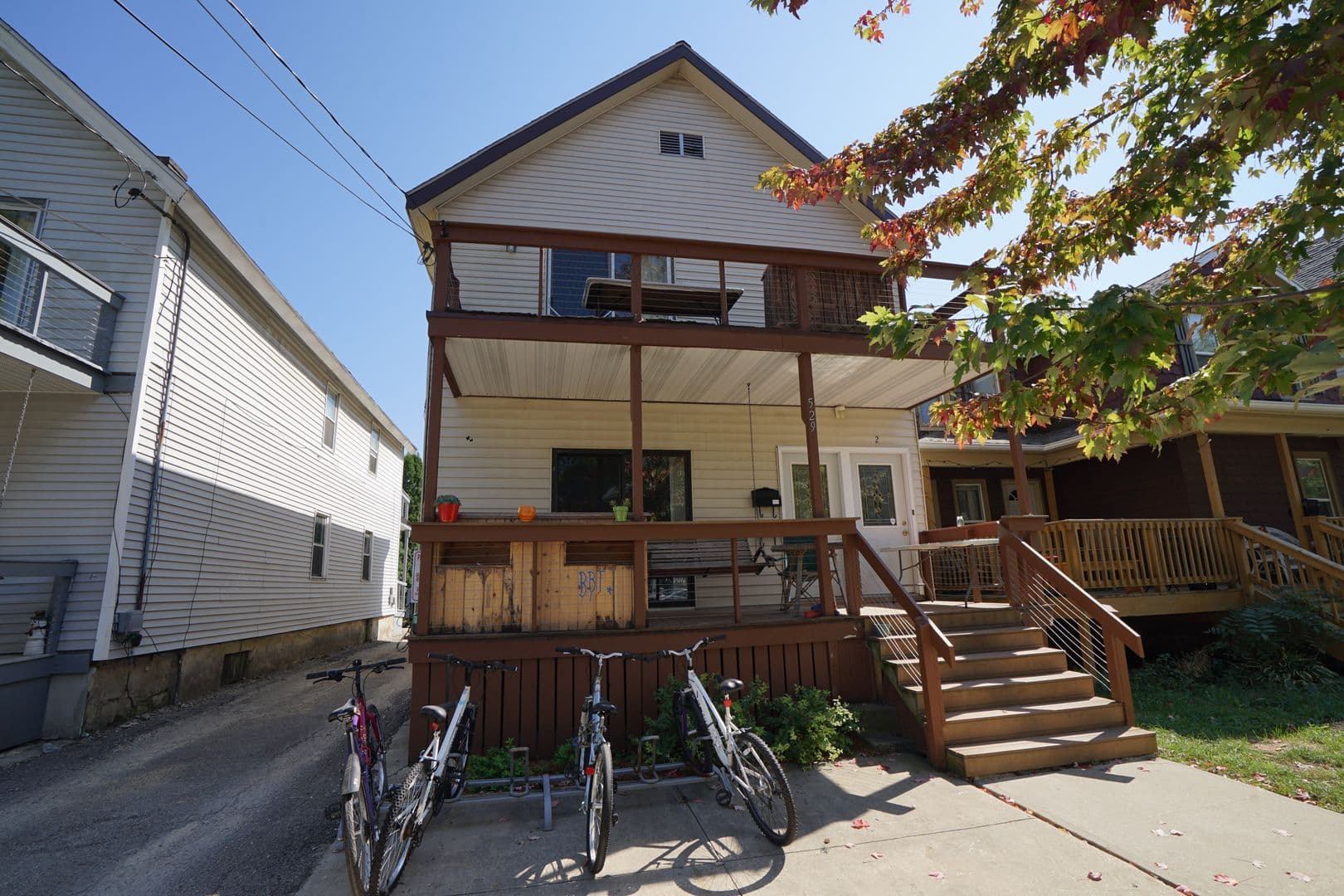 Madison Apartment: 529 W. Mifflin St.