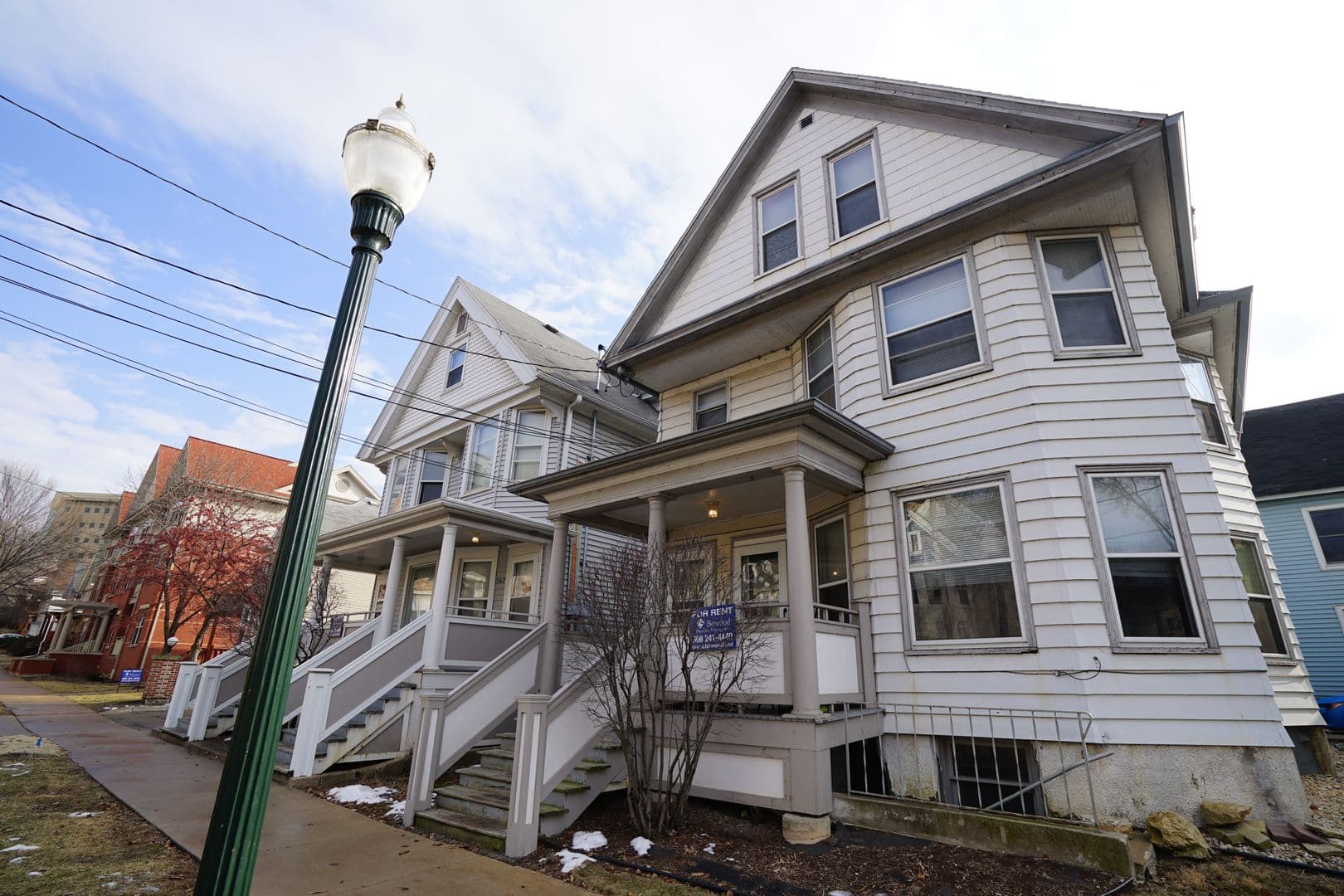 Madison Apartment: 349-351 W. Doty St.