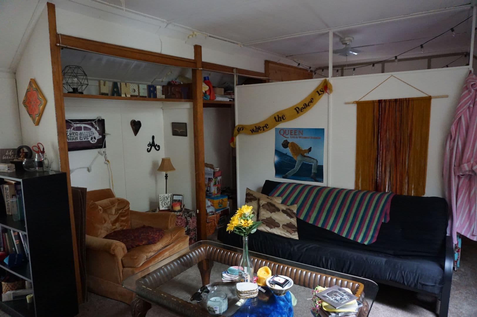 Madison Apartment: 2005 Monroe St.