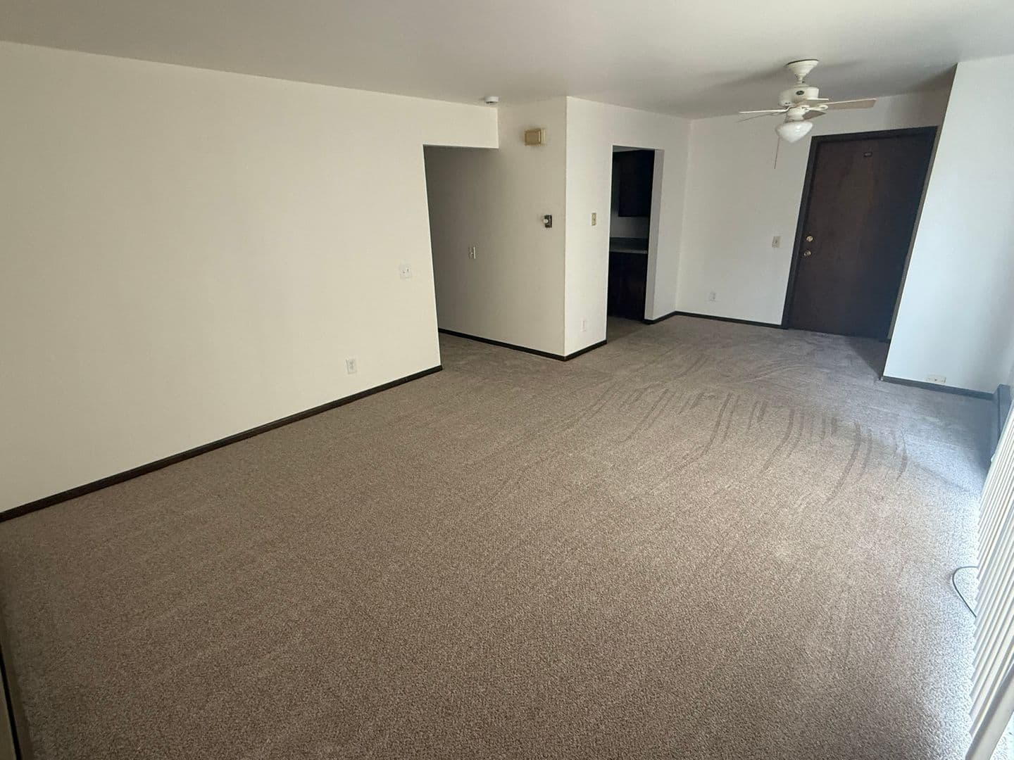 Sun Prairie Apartment: 257-261 Broadway Dr.