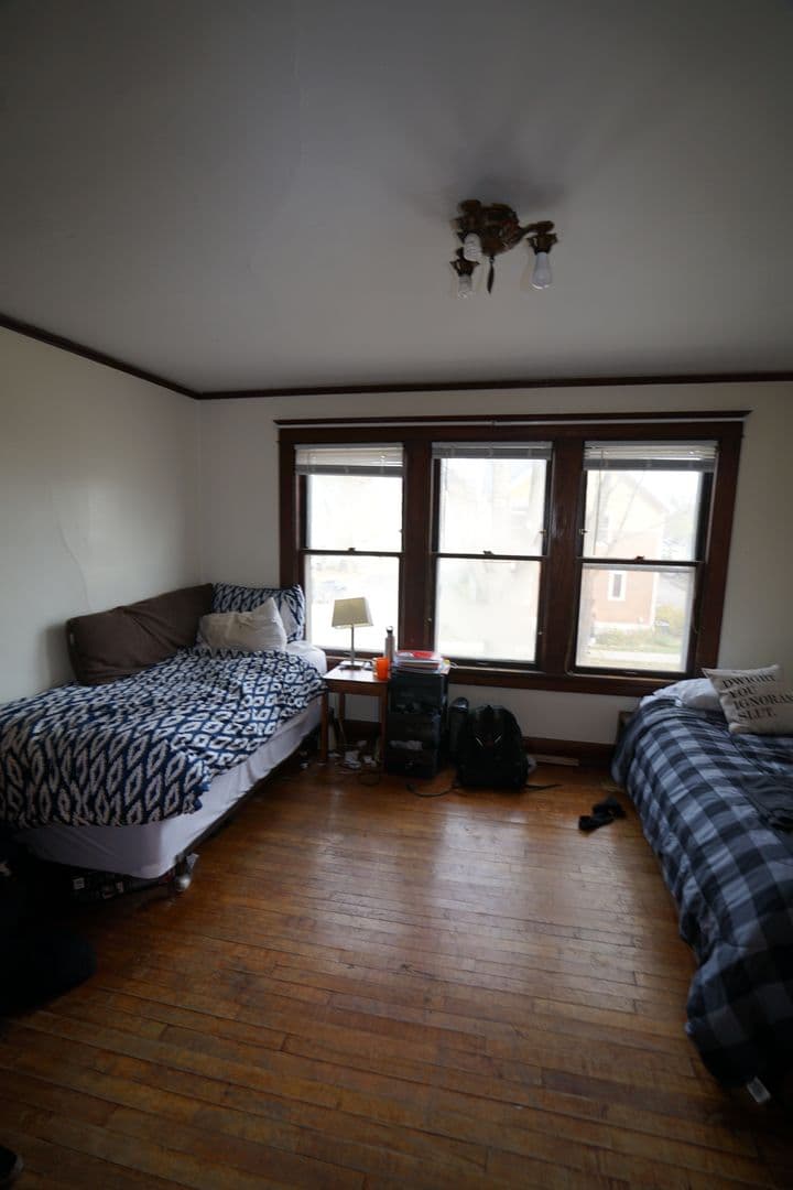 Madison Apartment: 114 S. Orchard St.