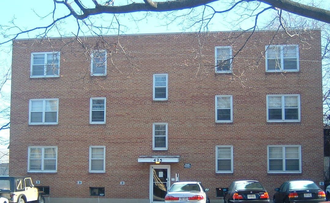 Madison Apartment: 425 Paunack Place