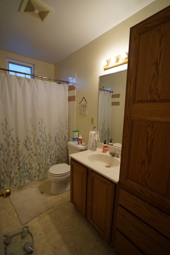 Madison Apartment: 1342 Jenifer St.