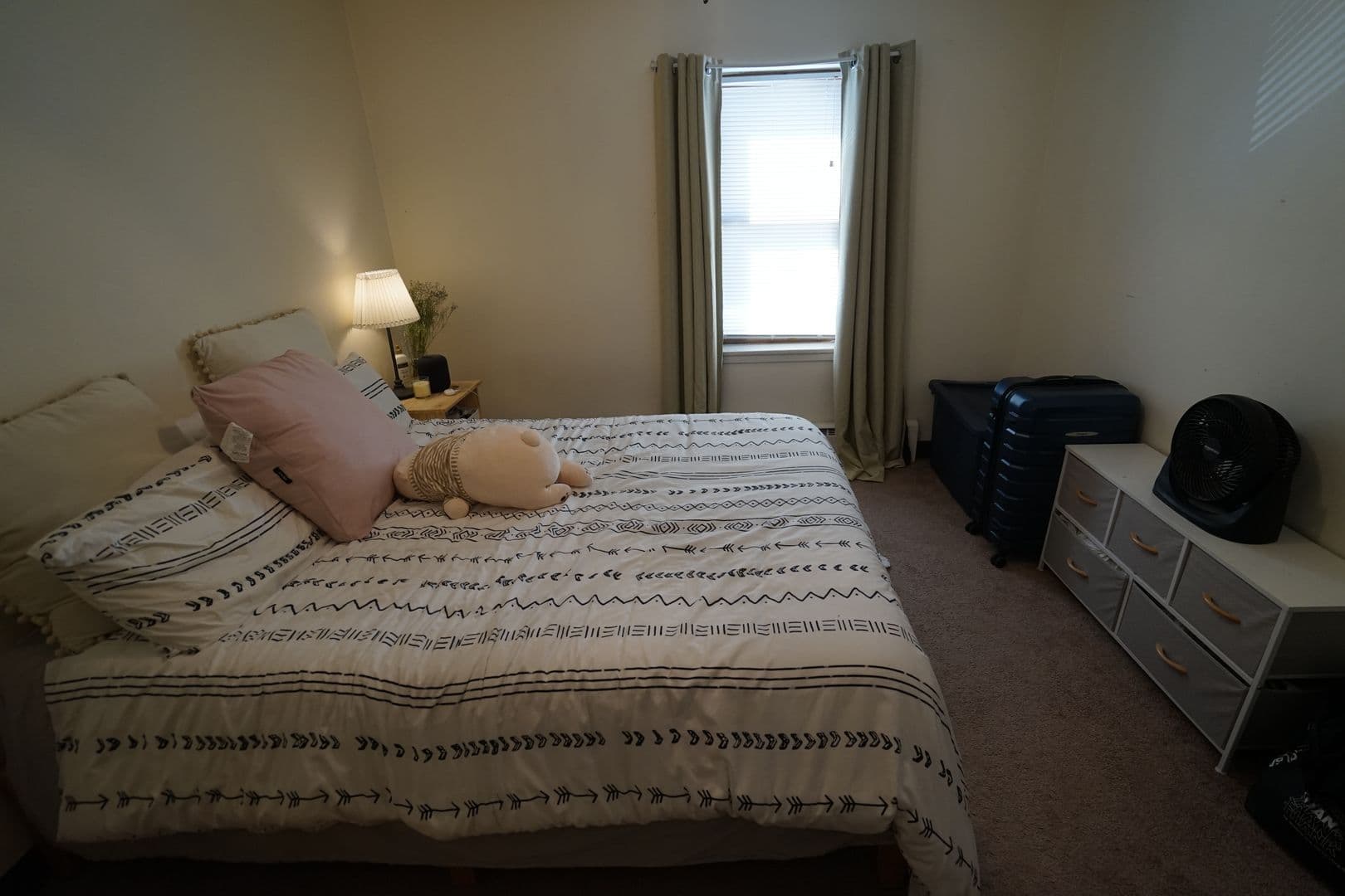 Madison Apartment: 425 Paunack Place